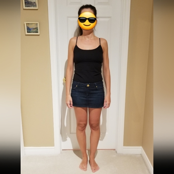 Marciano, size 27 mini skirt - Picture 3 of 6